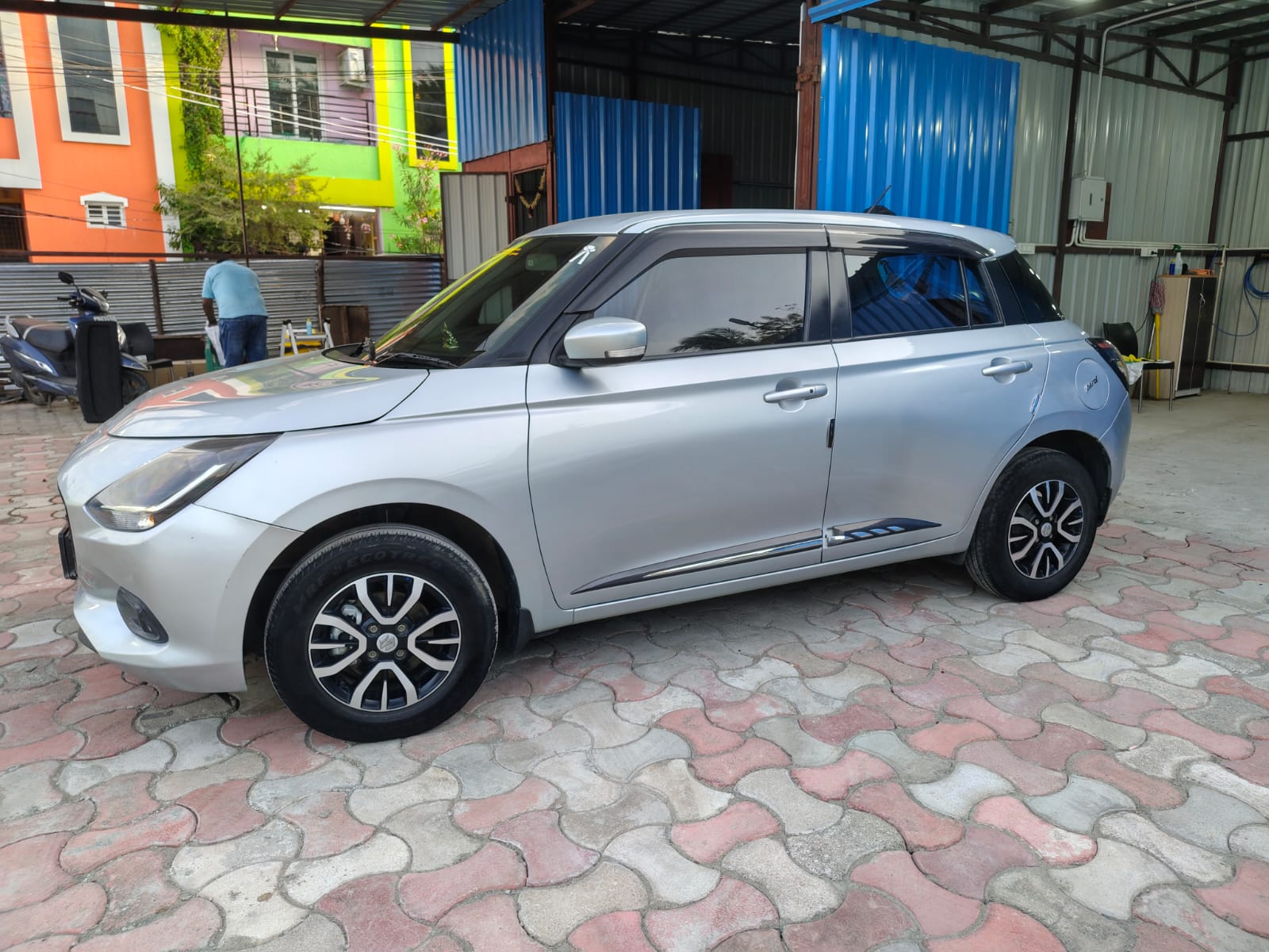 Silver Hatchback Detailing