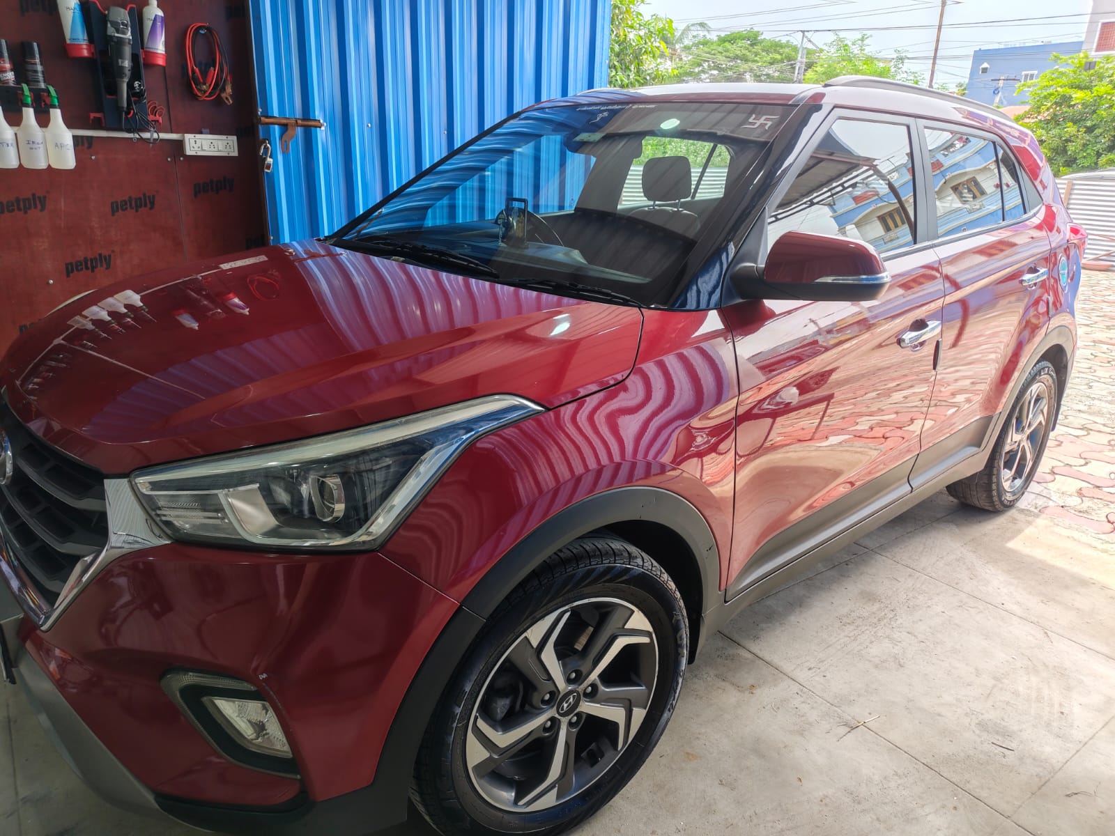 Red SUV Detailing